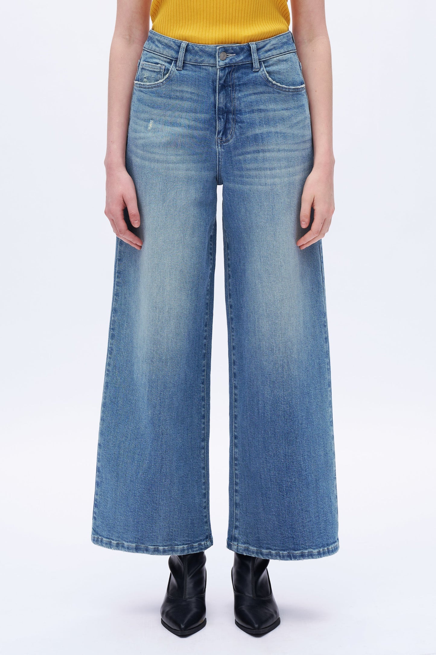 Cassandra Effortless Wide Leg Jeans