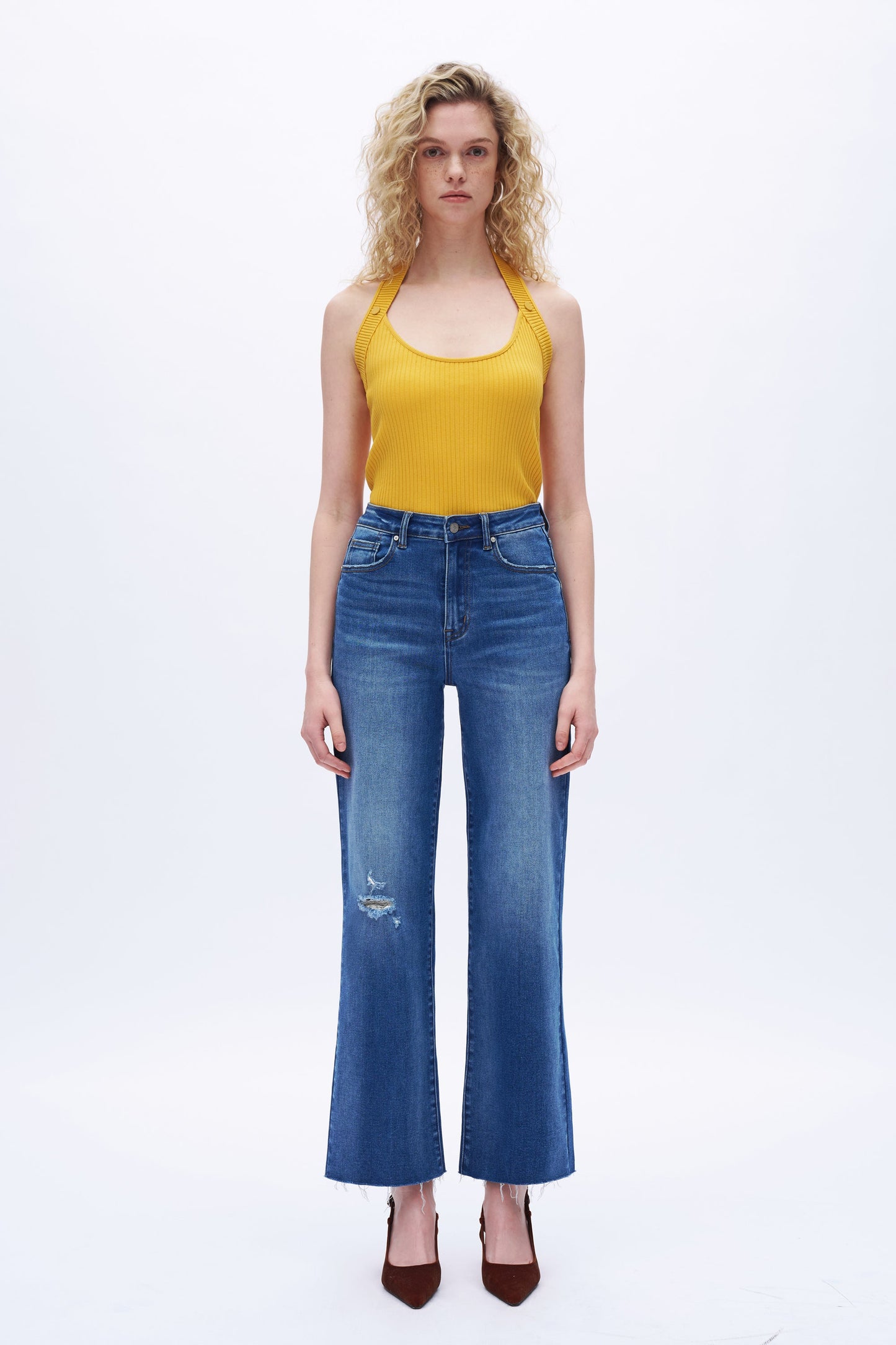 Noelle Effortless Distressed Straight Jeans