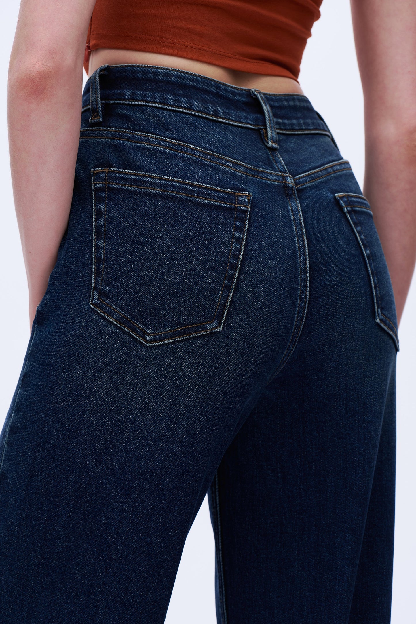 Elena Structured Modern Barrel Jeans